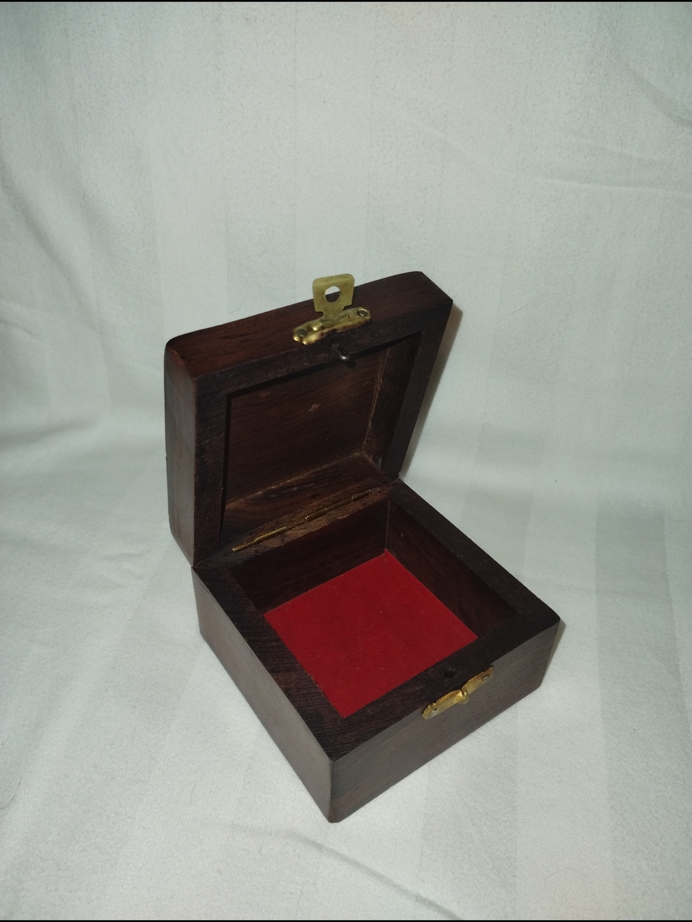 Source Unknown Dark Brown Wood Jewelry Box with Red Lining